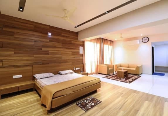 Executive Suite Room detail view 2